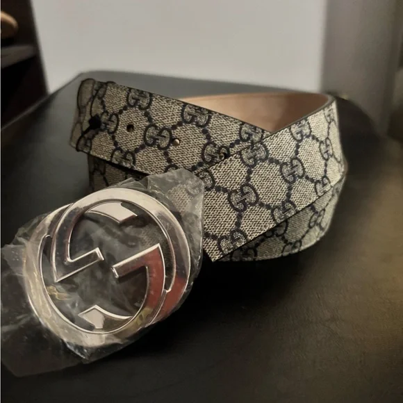 Gucci | Accessories | Gucci Black And Tan Leather Belt  display picture 3